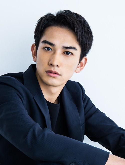 日本男演员在中国,跨越国界的魅力与影响力
