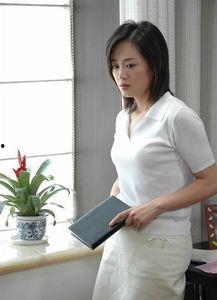 临界婚姻涓子床戏