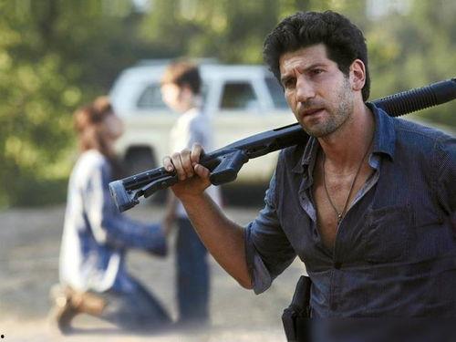 行尸走肉床戏肖恩,激情与生存的交织