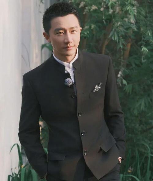 娱乐圈吃瓜爆料 王鹤棣,娱乐圈风云再起，揭秘明星背后的故事